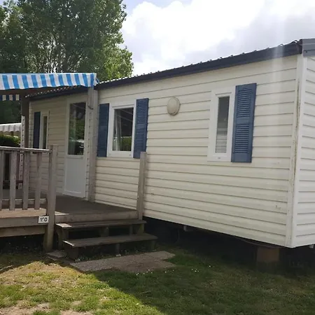 Campsite Mobile Sleeps 4 *